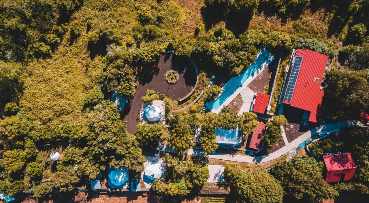 Villa Quinta Do Abacate - Glamping Park Angra do Heroísmo Exterior foto